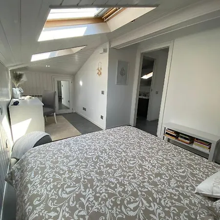La Garconnierre Del Maggiore Apartman *