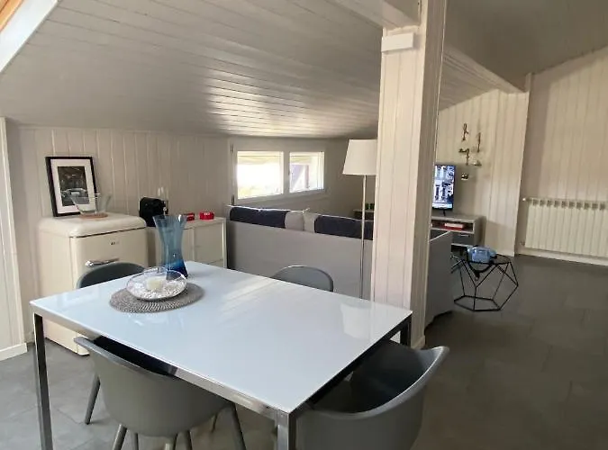 La Garçonniérre Del Maggiore Apartamento