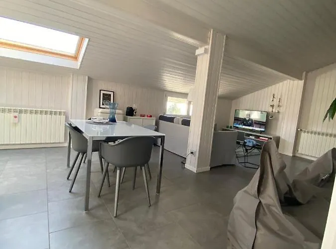 La Garçonniérre Del Maggiore Apartamento *